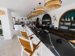 Qinn Hotel