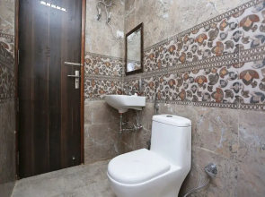 Star Guest House by OYO Rooms