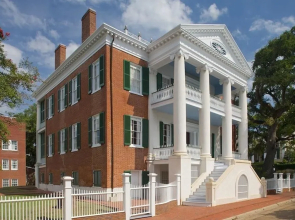 Choctaw Hall Bed and Breakfast