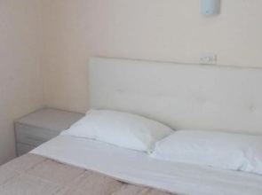 Hotel Diana