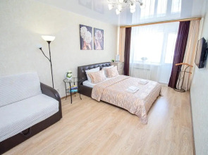 Apartment Four Seasons md. Mirny 2/1