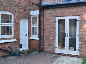 Oak Terrace Cottage