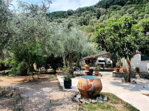 Cheerful 3 bedroom house with open fireplace