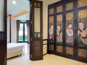 Phuket Ratchamaka Pool Villa