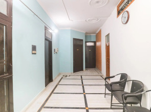 Xpress Stays by OYO Rooms