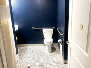 Super 8 by Wyndham Hollywood/LA Area