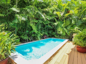 Serenity by Avantstay Guest House in Old Town w/ Shared Pool Month Long Stays Only