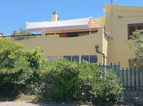 Villa With 3 Bedrooms in Magomadas, With Wonderful sea View, Terrace and Wifi Near the Beach