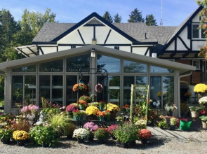 Burleys Gardens and Suite