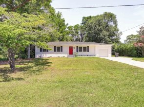 Updated Wilmington Home Near Intracoastal Access