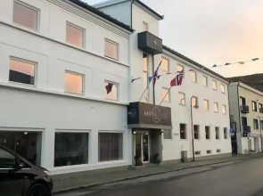 Arctic Boutique Hotel by STAY 9750