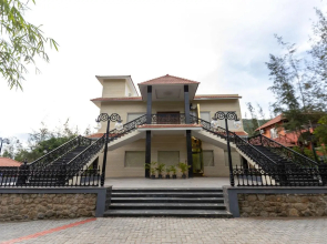 SR Jungle Resort