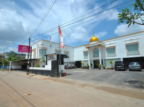 Grand Malaka Ethical Hotel