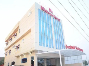 Midtown Hotel