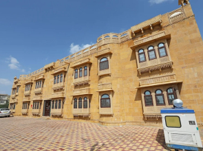 OYO 9614 Hotel The Sun Shine