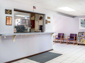 Rodeway Inn Winslow I-40