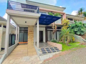 3 Bedroom at Villa Kusuma Pinus M3 by N2K