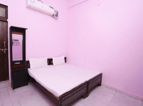 Om Shiv Palace by OYO Rooms
