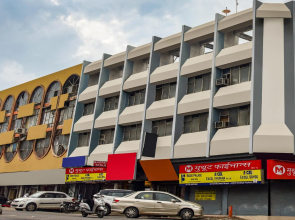 SPOT ON 75385 Hotel Richa