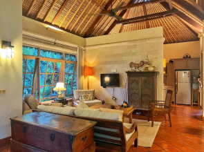 Desa Kerasan 5 -Luxury 2BRV 15 mins to Ubud