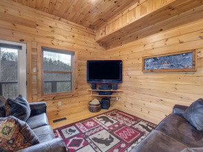 Cabin w/ Mountain Views, Hot Tub & Game Room!