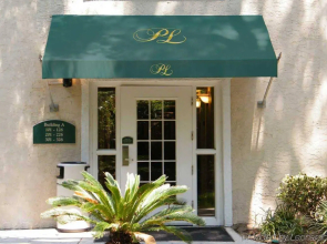 Palmera Inn and Suites