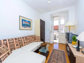 Apartments Eta