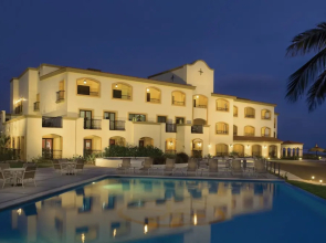 Las Villas Hotel & Golf by Estrella del Mar