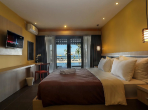 Sunset House Gili Meno