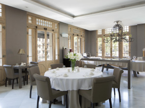 Отель Ramblas Internacional