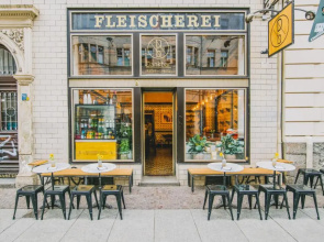 theleaf - design apartment & café