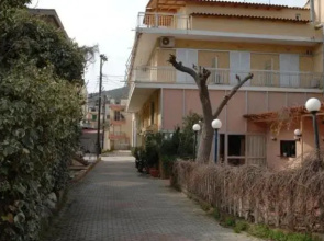 Dimitra Apartments