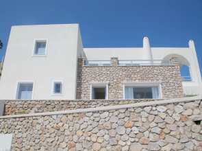 Enastron Suites
