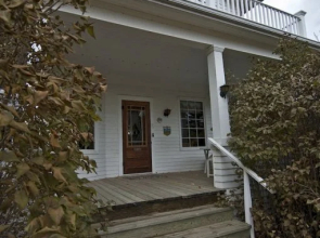 Sproule Heritage Bed and Breakfast