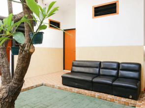 Airy Eco Syariah Darmo Kanwa 4 Surabaya