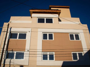 Los Arboles Apart
