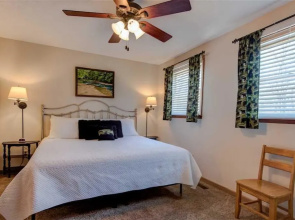 Emory House 8 Bedroom Home with Hot Tub