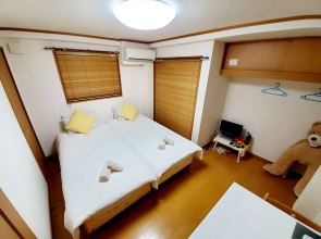 Hosei Apartment 201