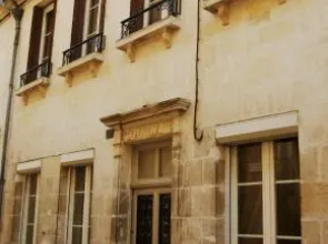 Au 9 rue de la Paix, Maison d Elisabeth