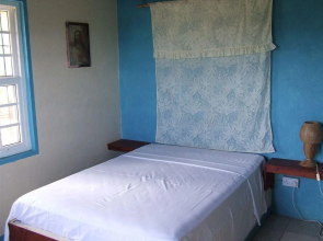 Dominica's Sea View Apartment