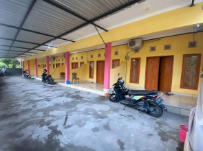 OYO Life 93259 Kos Kurnia