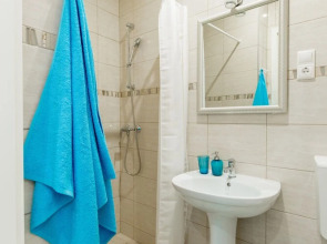 Budapest Holiday Colours