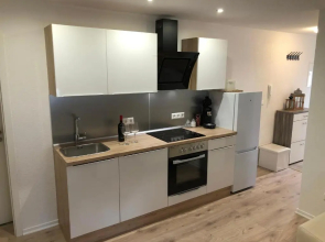 Exklusive Moderne 2 Zi. Wohnung in Ruhiger Lage