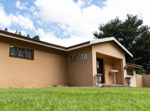 Gooderson Drakensberg Gardens Golf & Spa Resort