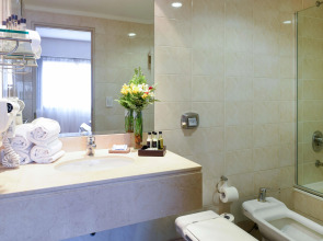 Argenta Tower Hotel & Suites