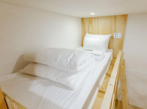 Step Inn Myeongdong 2 - Hostel