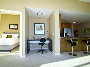 Suite Digs Vetro