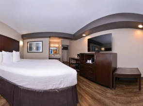 Tarzana Inn