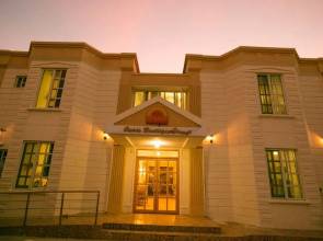 Oasis Boutique House