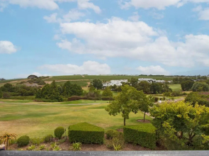 Winelands Golf Lodges 9
